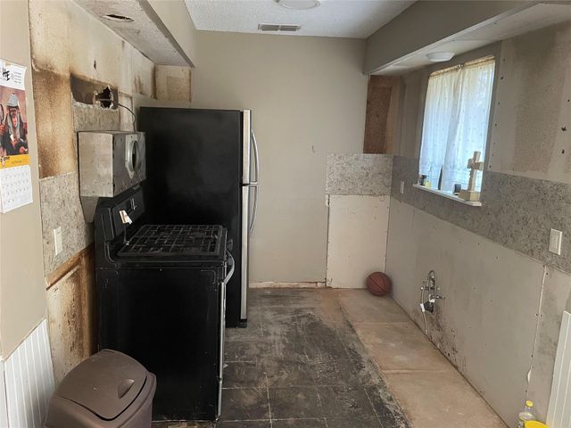 1104 Gardner CV, Austin, TX 78721