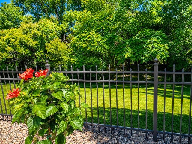 2187 PALMER DRIVE, Green Bay, WI 54311