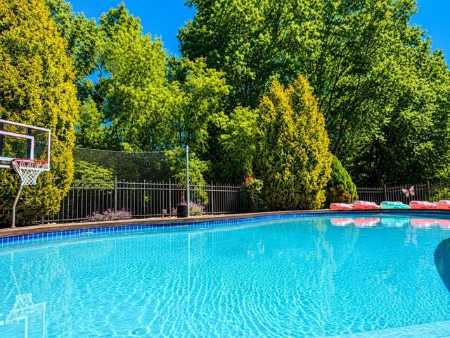 2187 PALMER DRIVE, Green Bay, WI 54311