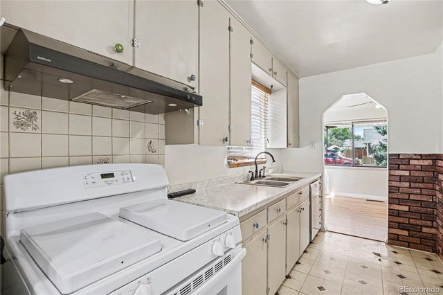 4160 Sheridan Boulevard, Denver, CO 80212