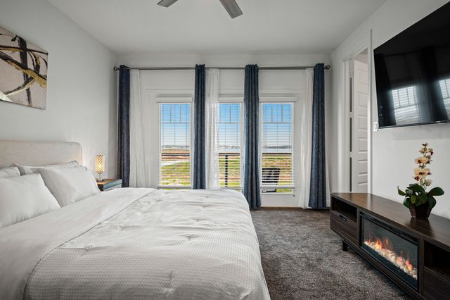802 Resort Drive, Rowlett, TX 75088