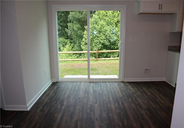 1110 Brooksridge Way, Whitsett, NC 27377