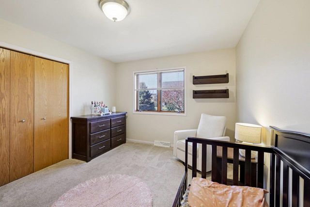 470 N Westmount Drive, Sun Prairie, WI 53590