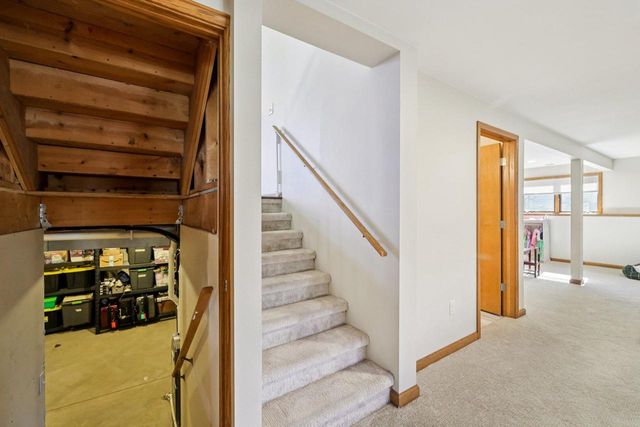 470 N Westmount Drive, Sun Prairie, WI 53590