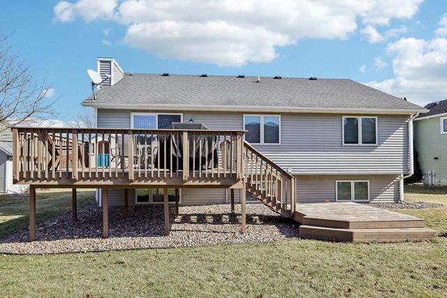 470 N Westmount Drive, Sun Prairie, WI 53590