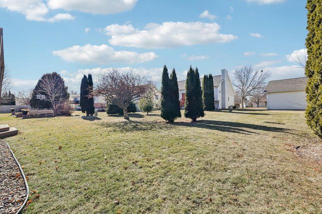 470 N Westmount Drive, Sun Prairie, WI 53590