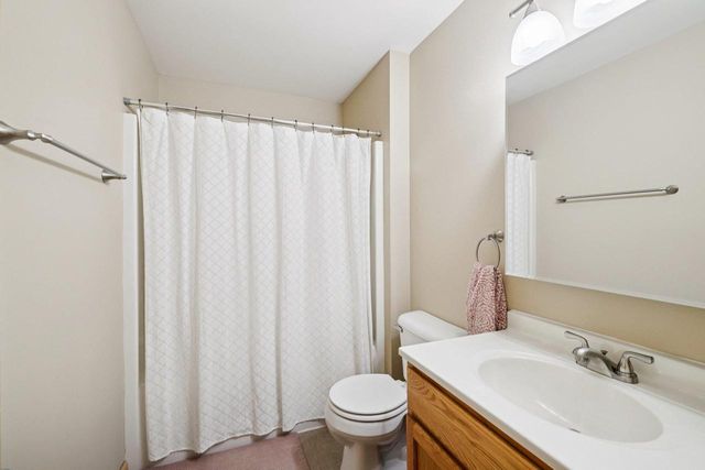 470 N Westmount Drive, Sun Prairie, WI 53590