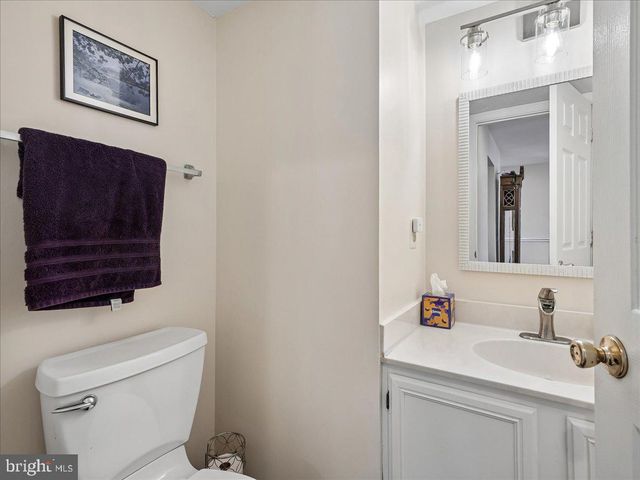 20547 RINGOLD DR, Ashburn, VA 20147