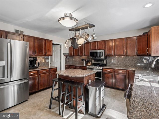 20547 RINGOLD DR, Ashburn, VA 20147