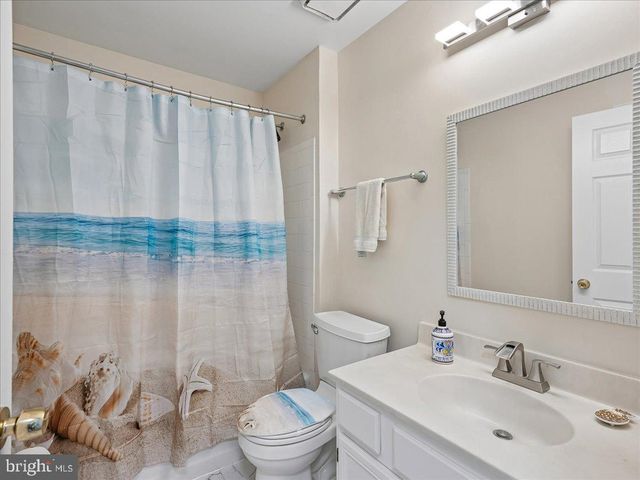 20547 RINGOLD DR, Ashburn, VA 20147