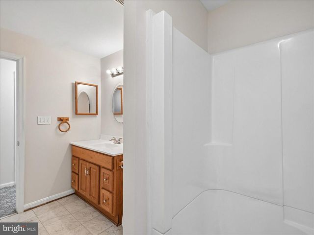 20547 RINGOLD DR, Ashburn, VA 20147