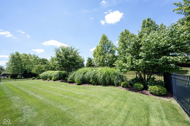 16816 Oxbow Drive, Westfield, IN 46074
