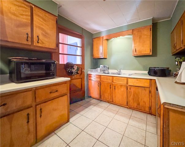 22-24 Burt Avenue, Auburn, NY 13021