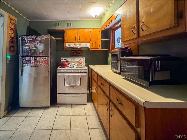 22-24 Burt Avenue, Auburn, NY 13021