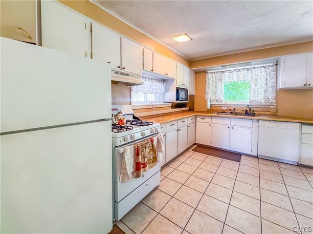 22-24 Burt Avenue, Auburn, NY 13021