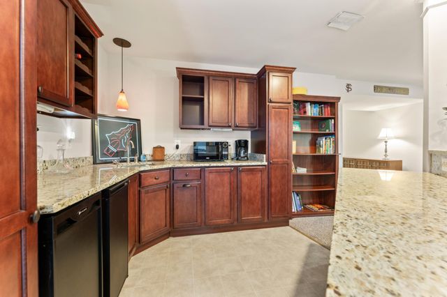 6020 W COPPER MOUNTAIN DR, Spotsylvania, VA 22553