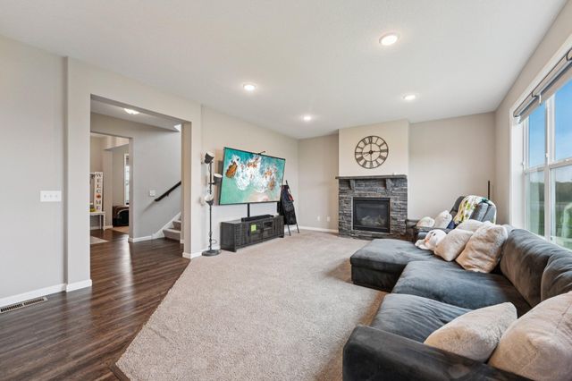 8630 149th Court NW, Ramsey, MN 55303