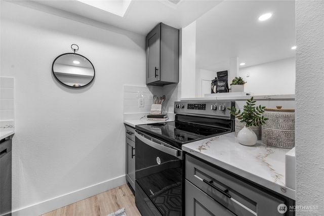 14600 NE 32nd Street #I4, Bellevue, WA 98007