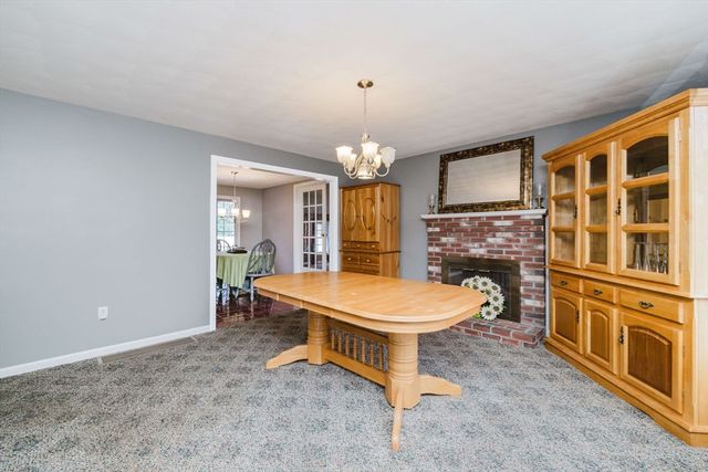 38 Alicia Dr, Taunton, MA 02780