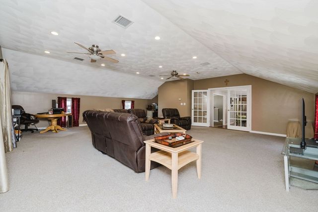 38 Alicia Dr, Taunton, MA 02780