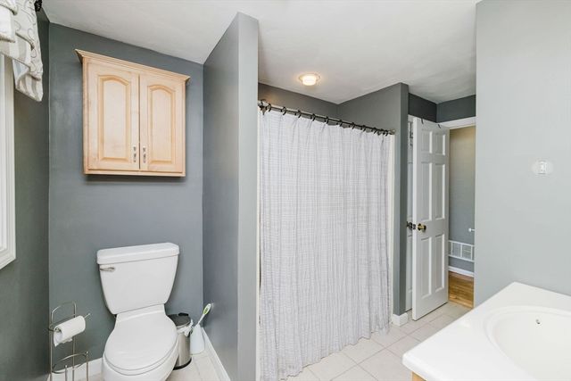 38 Alicia Dr, Taunton, MA 02780