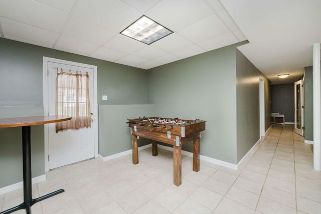 38 Alicia Dr, Taunton, MA 02780