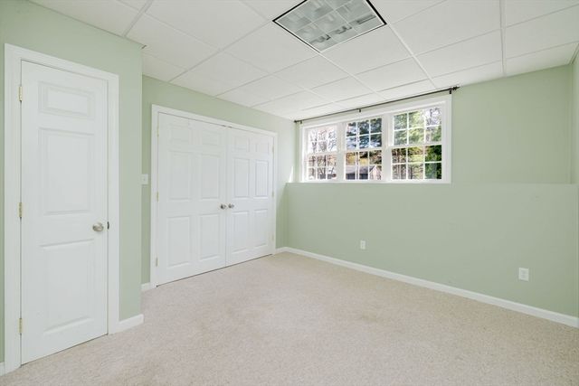 38 Alicia Dr, Taunton, MA 02780