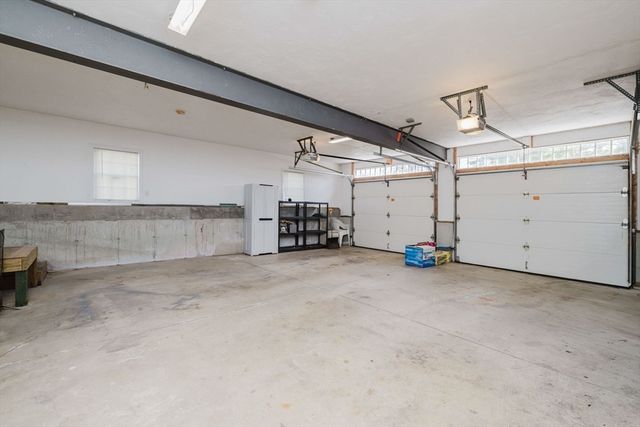 38 Alicia Dr, Taunton, MA 02780