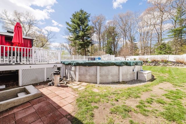 38 Alicia Dr, Taunton, MA 02780