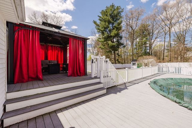 38 Alicia Dr, Taunton, MA 02780