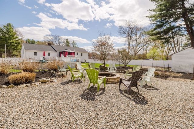 38 Alicia Dr, Taunton, MA 02780