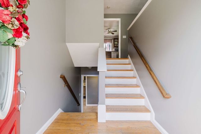 38 Alicia Dr, Taunton, MA 02780