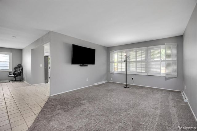 4942 Butler Drive, Troy, MI 48085