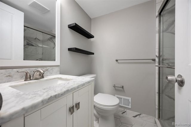 4942 Butler Drive, Troy, MI 48085
