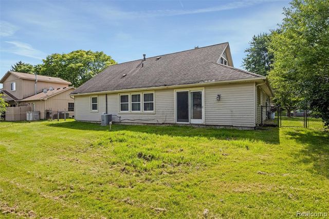 4942 Butler Drive, Troy, MI 48085