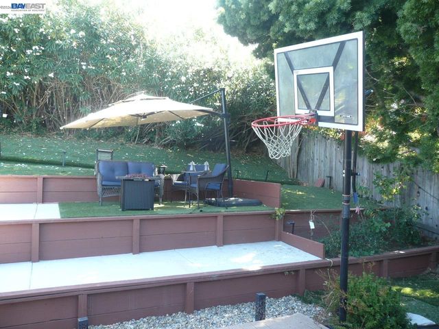 3253 Jamie Way, Fairview, CA 94541