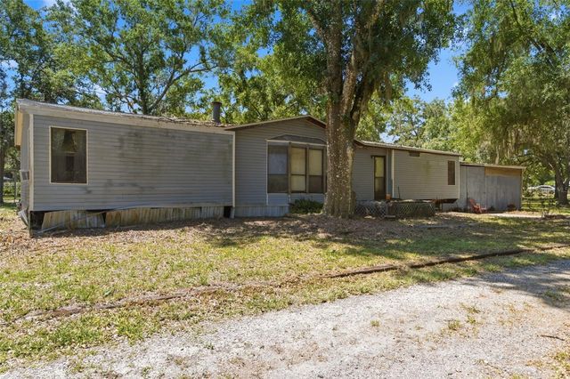 1136 WILDWOOD LANE, Lutz, FL 33558