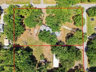 1136 WILDWOOD LANE, Lutz, FL 33558