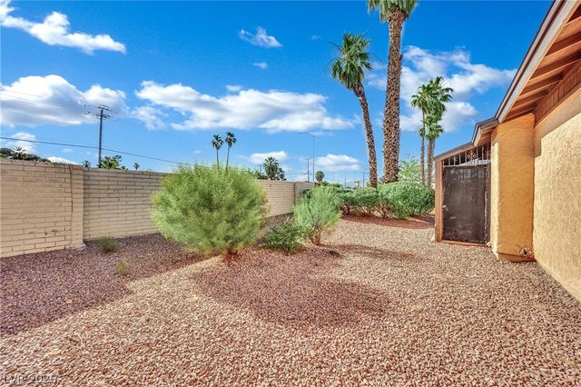 3033 Saint George Street C, North Las Vegas, NV 89030
