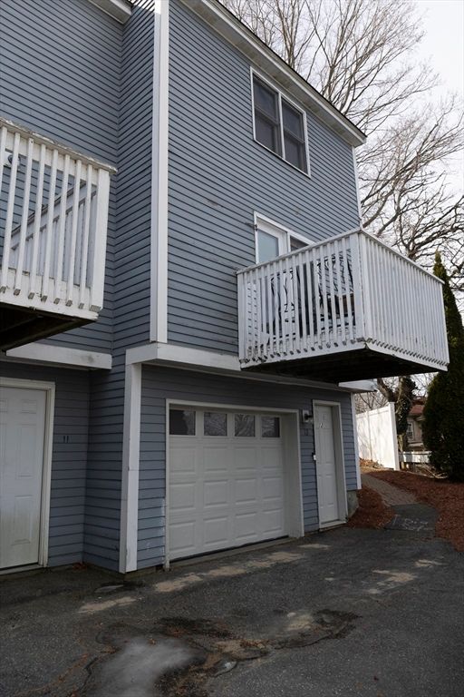 113 School Street 12, Lowell, MA 01854