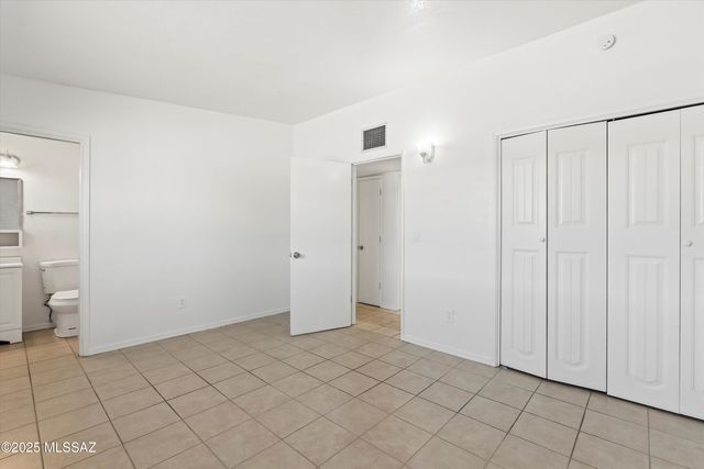 802 E Graybill Drive, Tucson, AZ 85719