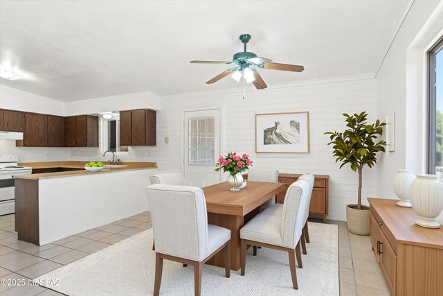 802 E Graybill Drive, Tucson, AZ 85719