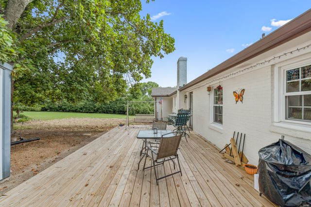 6227 Ladd Rd, Franklin, TN 37067