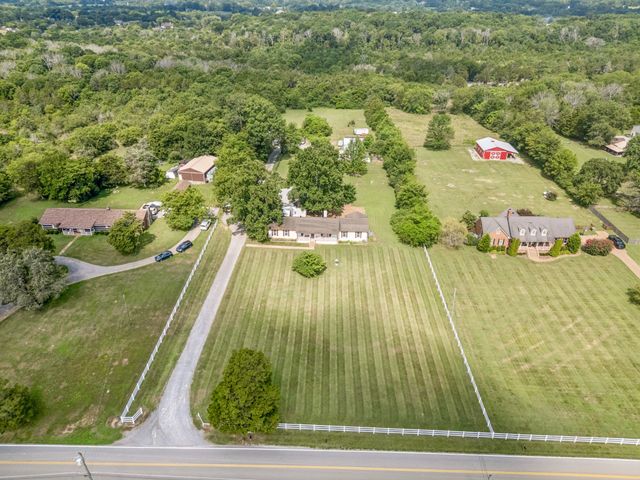 6227 Ladd Rd, Franklin, TN 37067
