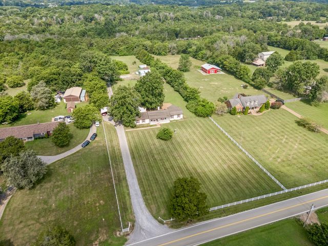 6227 Ladd Rd, Franklin, TN 37067