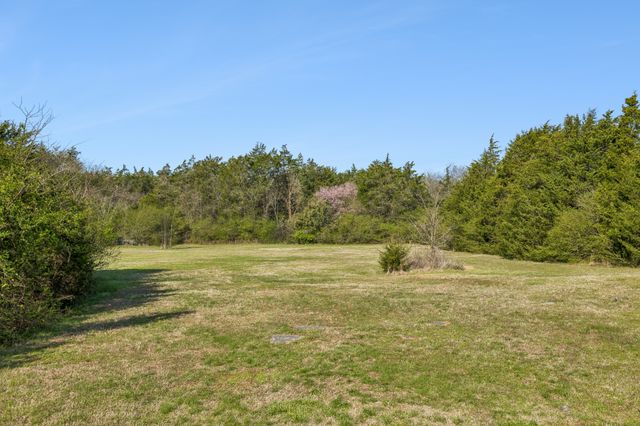 6227 Ladd Rd, Franklin, TN 37067