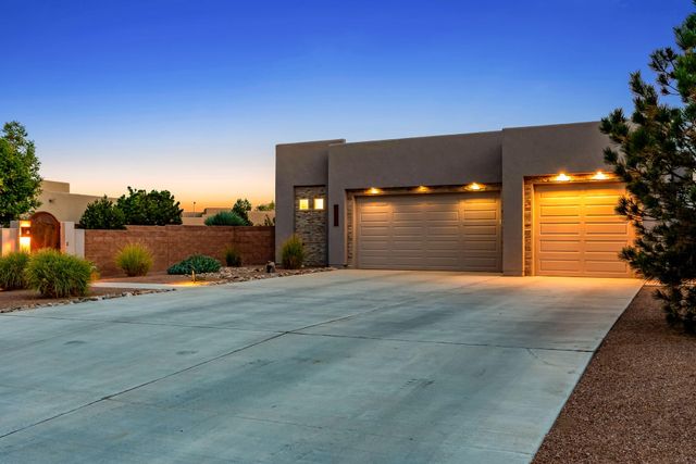 4900 Camino Valle Trail NW, Albuquerque, NM 87120