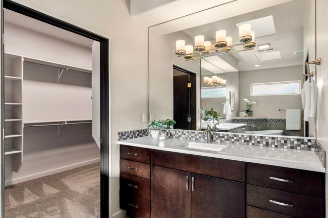 4900 Camino Valle Trail NW, Albuquerque, NM 87120
