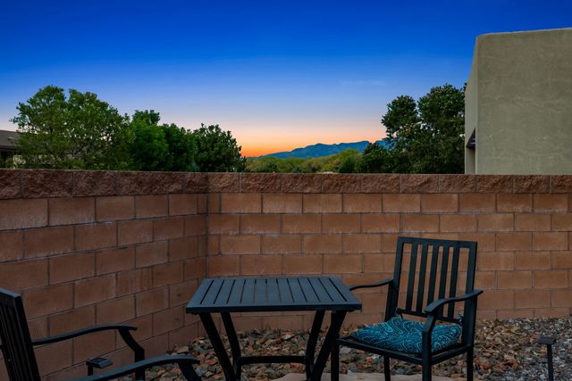 4900 Camino Valle Trail NW, Albuquerque, NM 87120