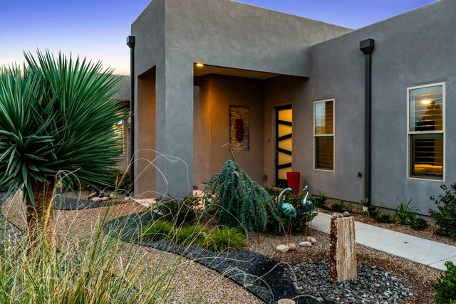 4900 Camino Valle Trail NW, Albuquerque, NM 87120